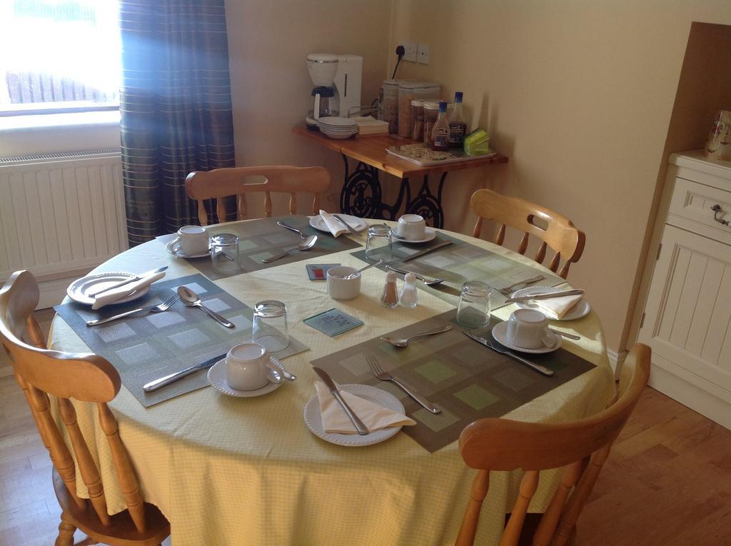 Seber House Bed and Breakfast Kilbeggan Exteriör bild